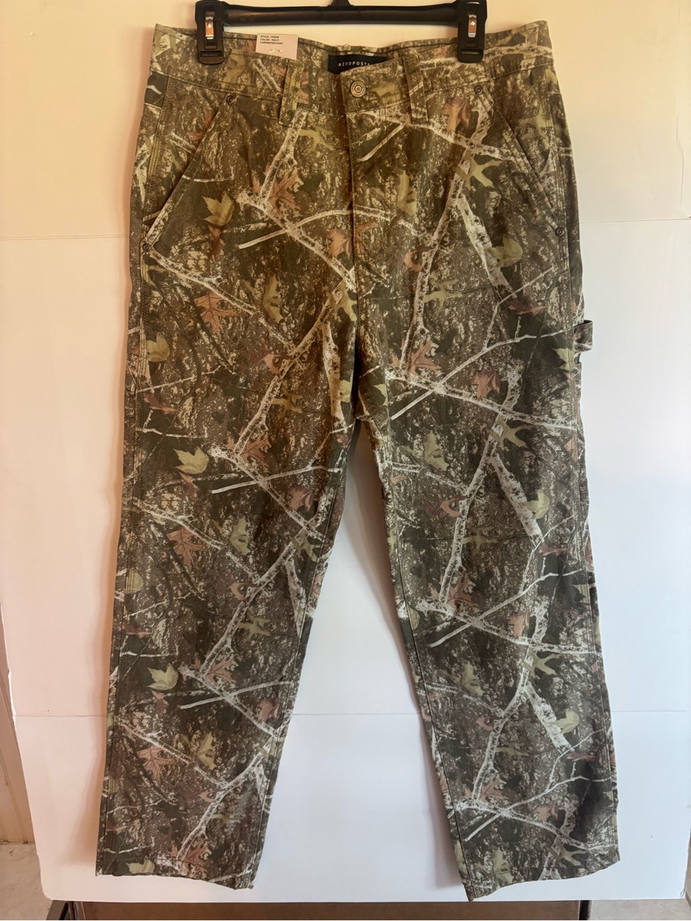 AERO Men’s Carpenter Pants Green Camouflage Flat Front Regular M 32-34 NWT